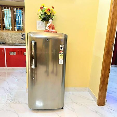 Sri Apartment 2Bhk For Familys Couples Parking A2 ปอนดิเชอรี ภายนอก รูปภาพ