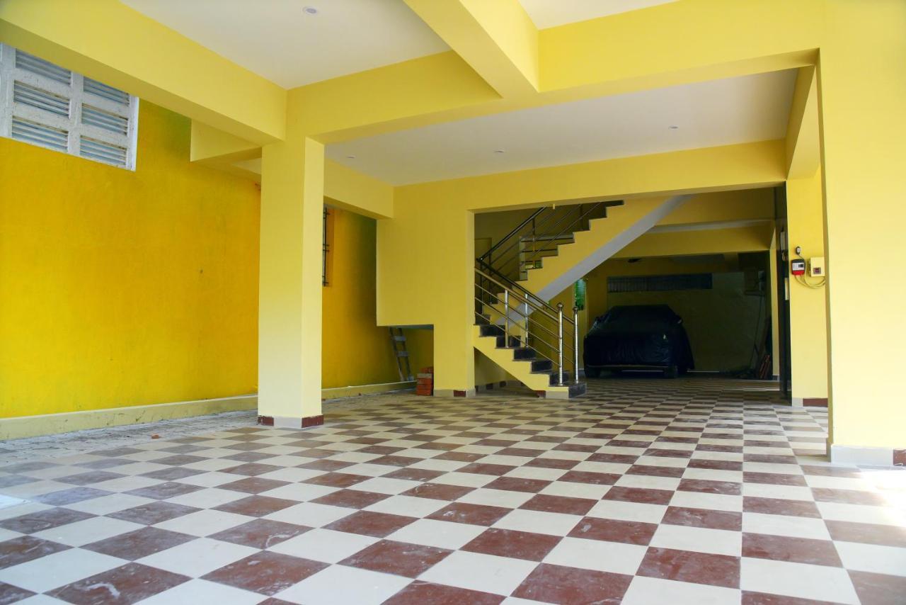 Sri Apartment 2Bhk For Familys Couples Parking A2 ปอนดิเชอรี ภายนอก รูปภาพ
